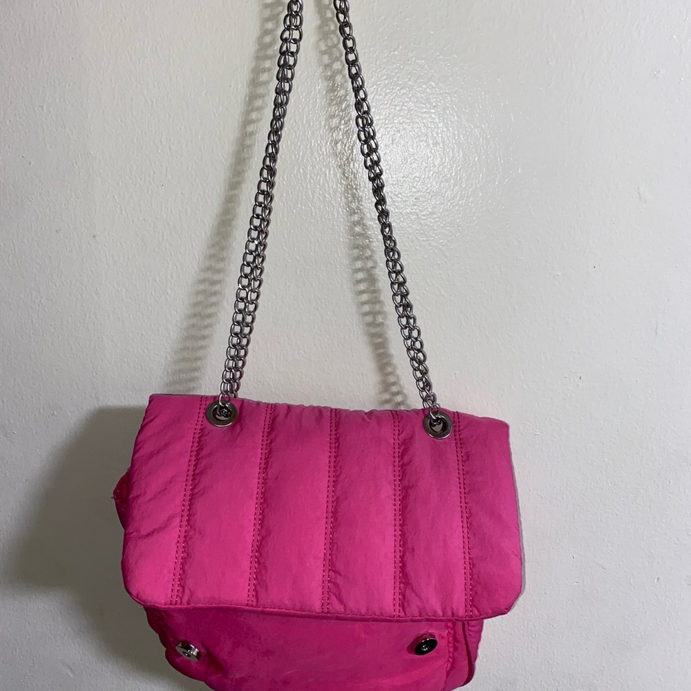 Vibrant Pink Women's Shoulder Bag with Chain Strap